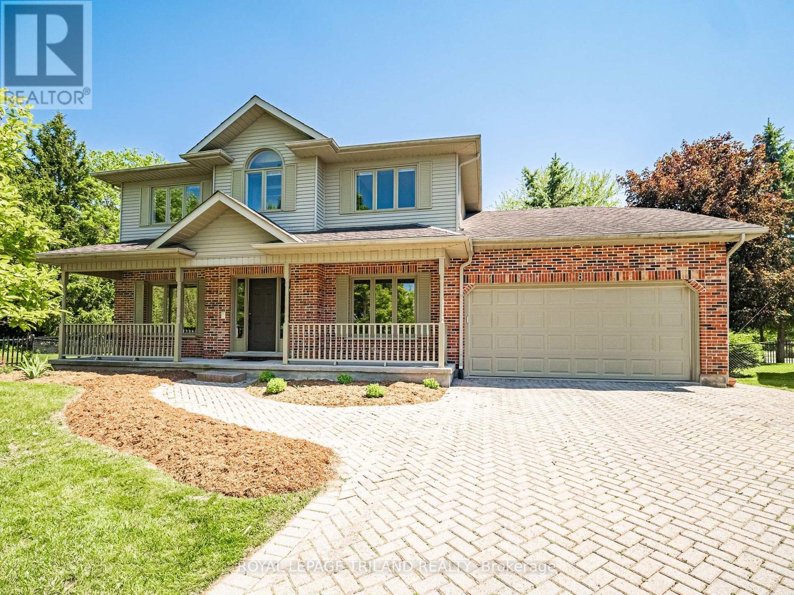 $849,90018 Angus Court W, London North, Ontario
