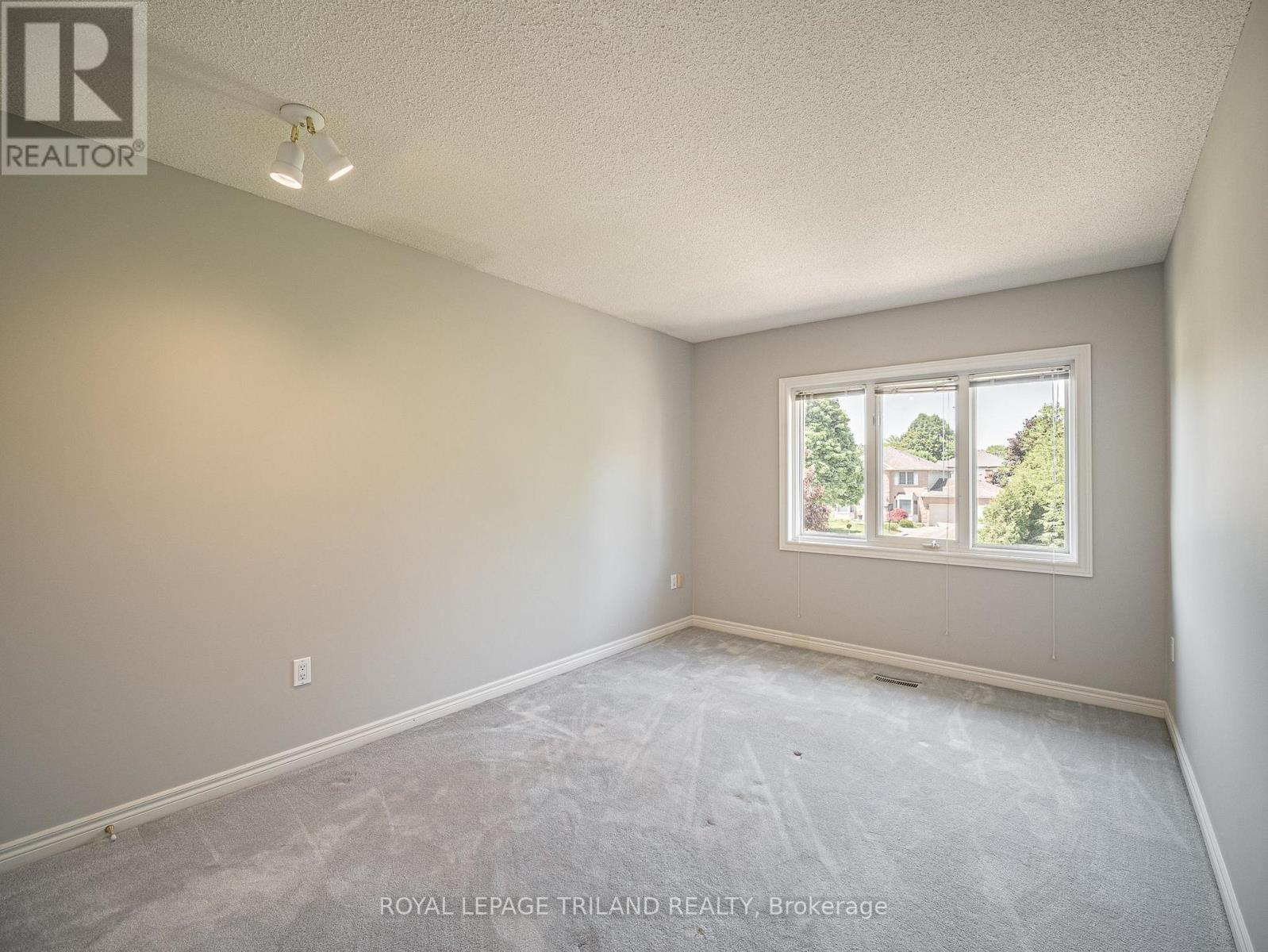 18 Angus Court W, London North, Ontario  N5X 3J4 - Photo 28 - X13218520