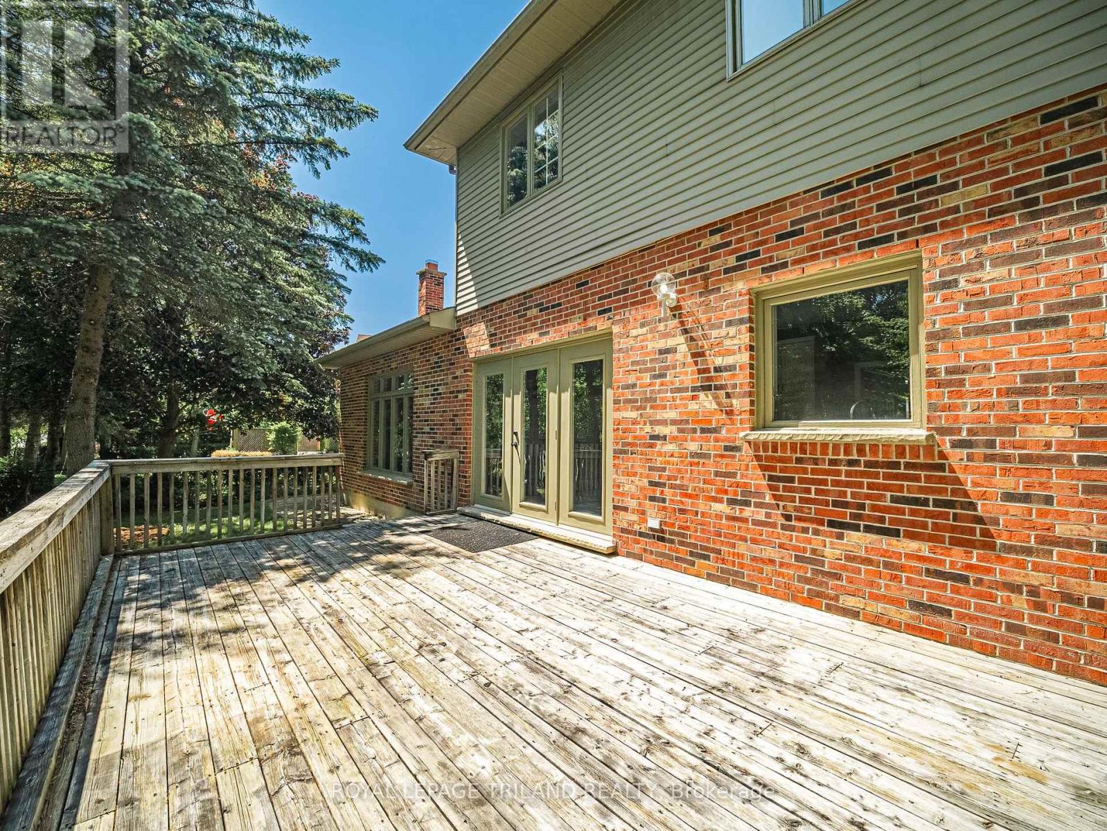 18 Angus Court W, London North, Ontario  N5X 3J4 - Photo 43 - X13218520