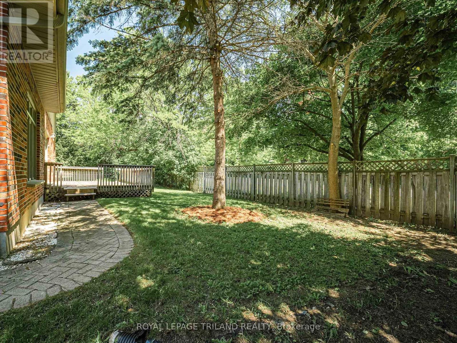 18 Angus Court W, London North, Ontario  N5X 3J4 - Photo 44 - X13218520