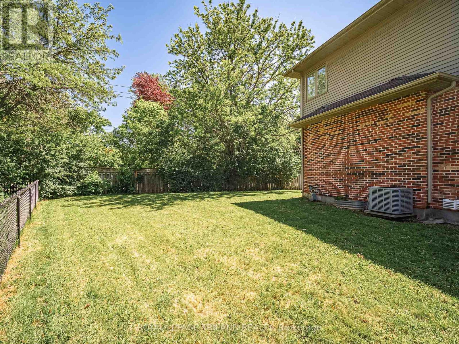 18 Angus Court W, London North, Ontario  N5X 3J4 - Photo 47 - X13218520