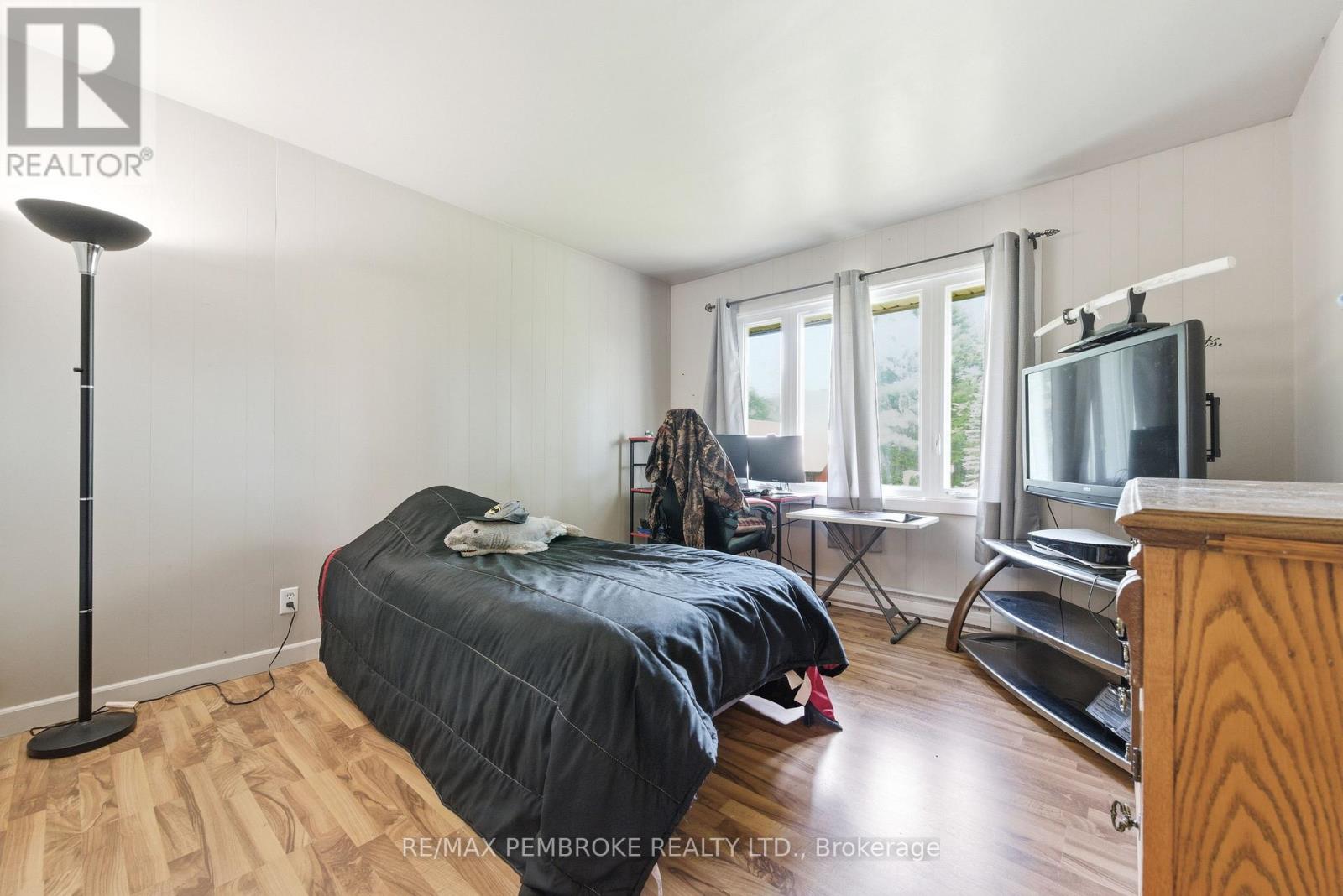 236 Witt Road, Laurentian Valley, Ontario K8A 6W5 - Photo 24 - X13218530