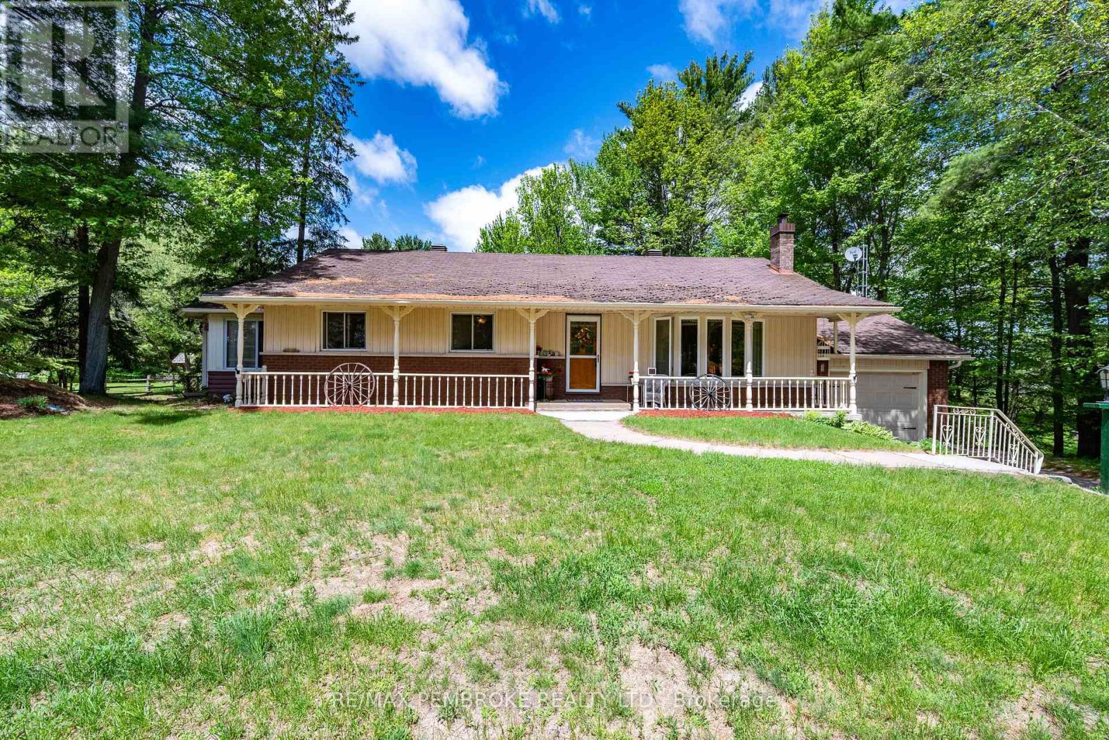 236 Witt Road, Laurentian Valley, Ontario K8A 6W5 - Photo 3 - X13218530