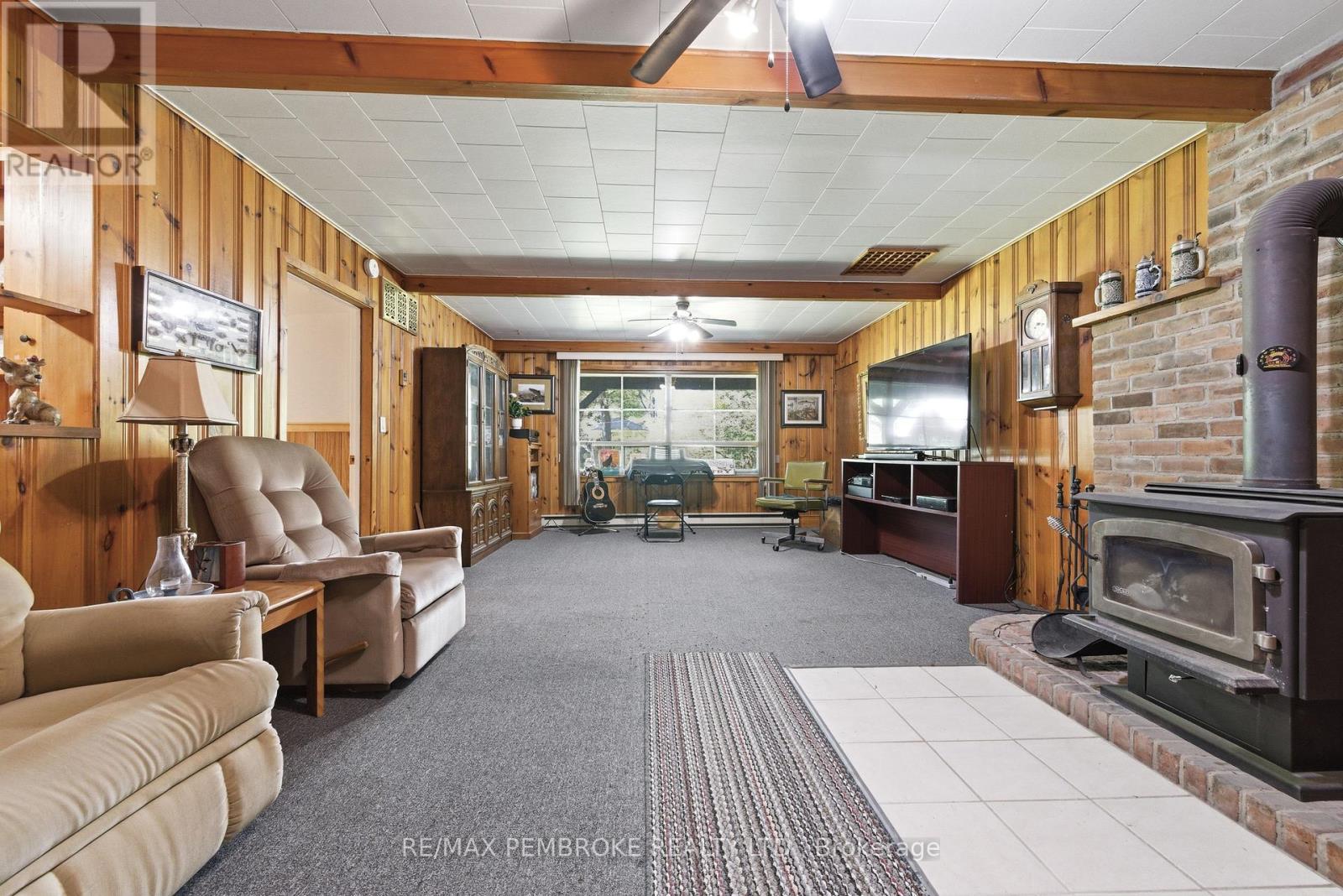 236 Witt Road, Laurentian Valley, Ontario K8A 6W5 - Photo 35 - X13218530