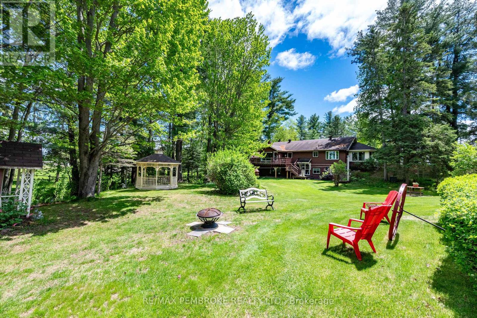 236 Witt Road, Laurentian Valley, Ontario K8A 6W5 - Photo 4 - X13218530