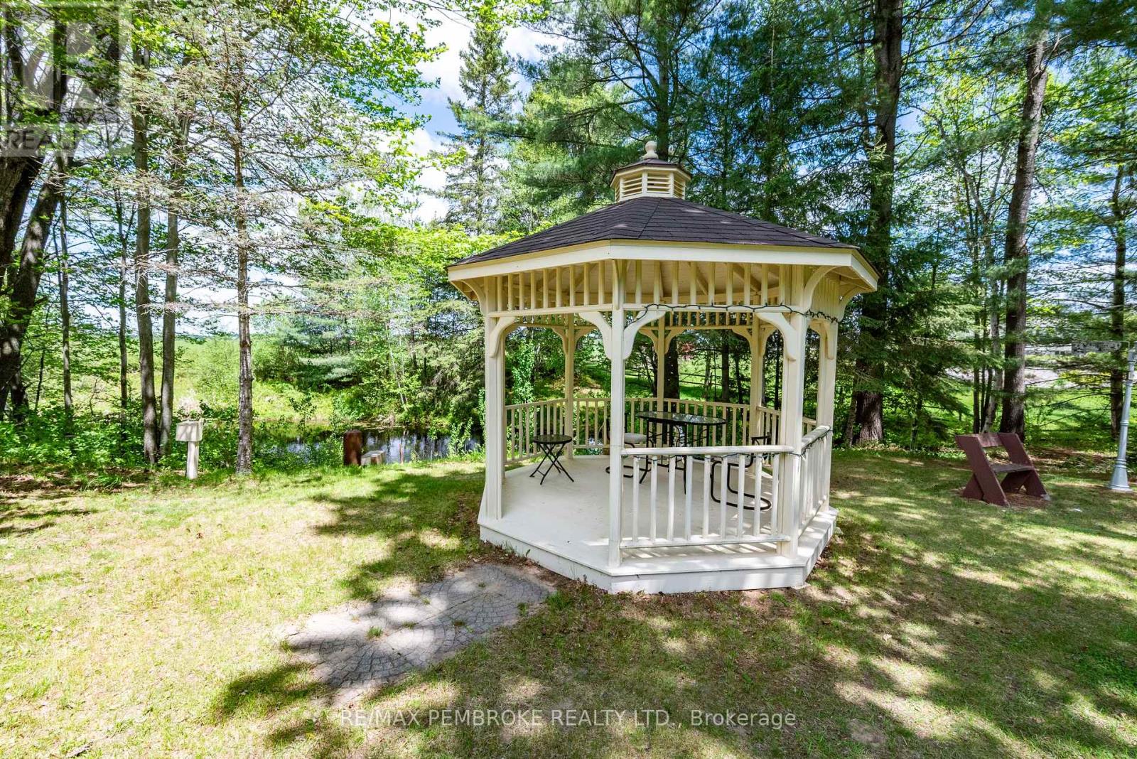 236 Witt Road, Laurentian Valley, Ontario K8A 6W5 - Photo 41 - X13218530