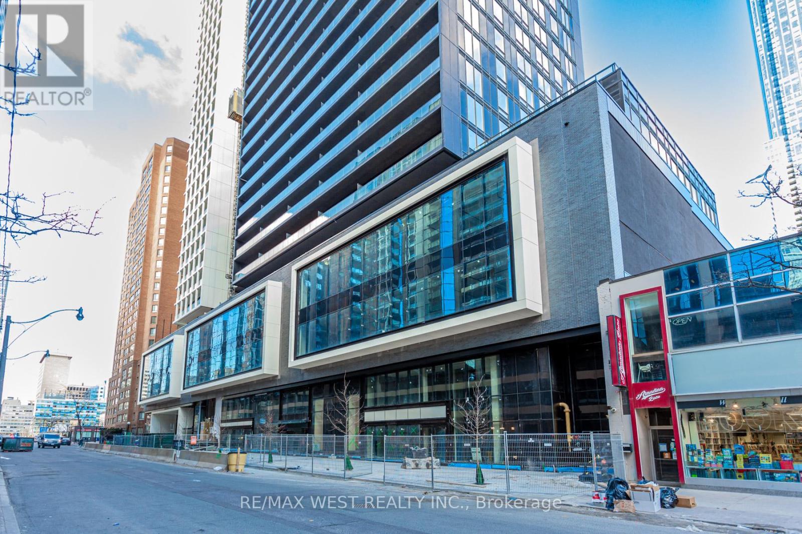 403 - 20 Edward Street, Toronto, Ontario  M5G 1C9 - Photo 10 - C13218492
