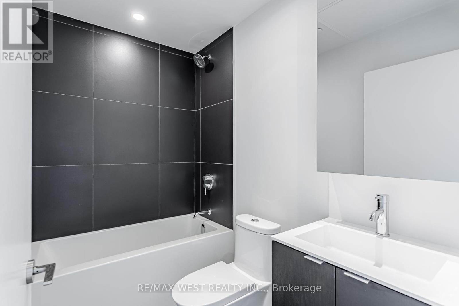 403 - 20 Edward Street, Toronto, Ontario  M5G 1C9 - Photo 2 - C13218492