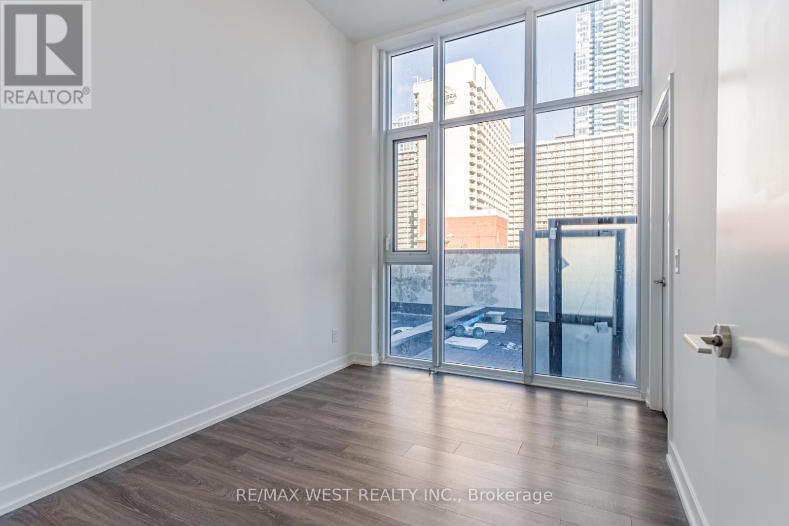 403 - 20 Edward Street, Toronto, Ontario  M5G 1C9 - Photo 3 - C13218492