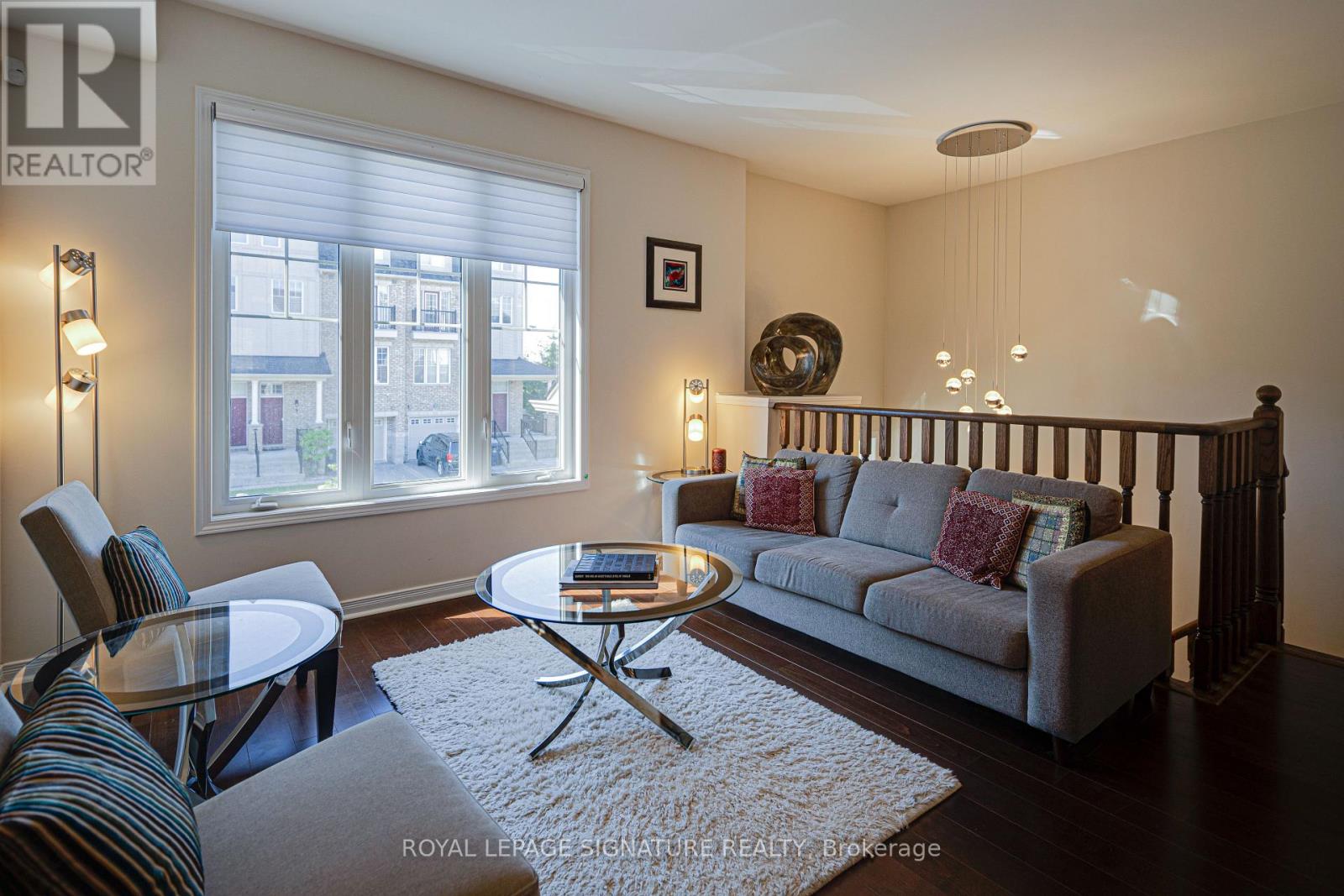 6 Collip Place, Toronto, Ontario  M4A 1Y3 - Photo 6 - C13218406