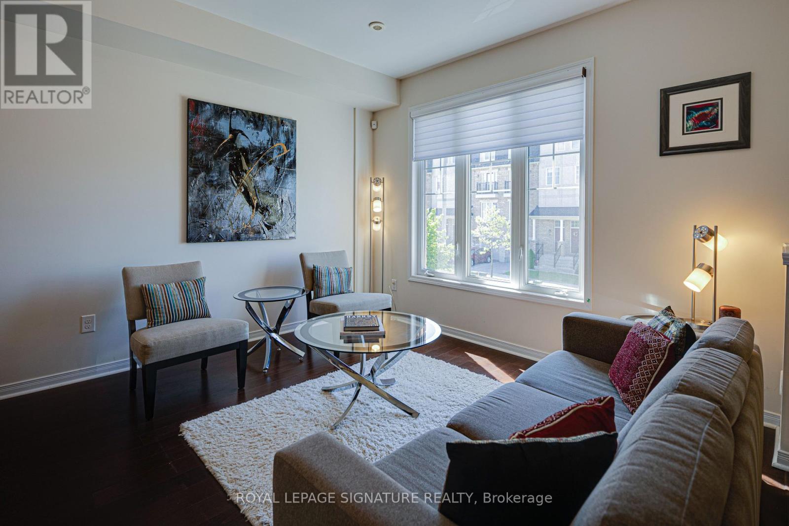 6 Collip Place, Toronto, Ontario  M4A 1Y3 - Photo 7 - C13218406
