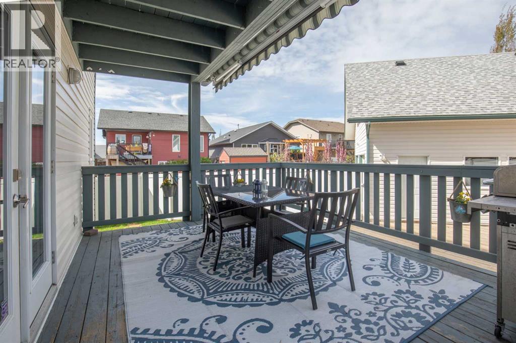 35 Taylor Drive, Lacombe, Alberta  T4L 2N9 - Photo 5 - A2311086