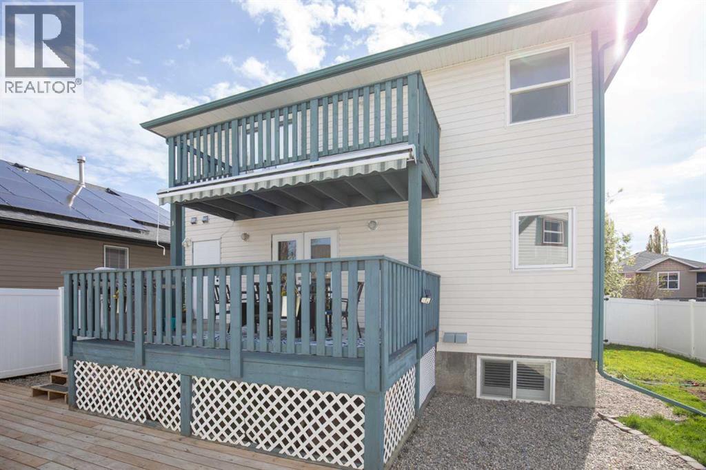 35 Taylor Drive, Lacombe, Alberta  T4L 2N9 - Photo 4 - A2311086