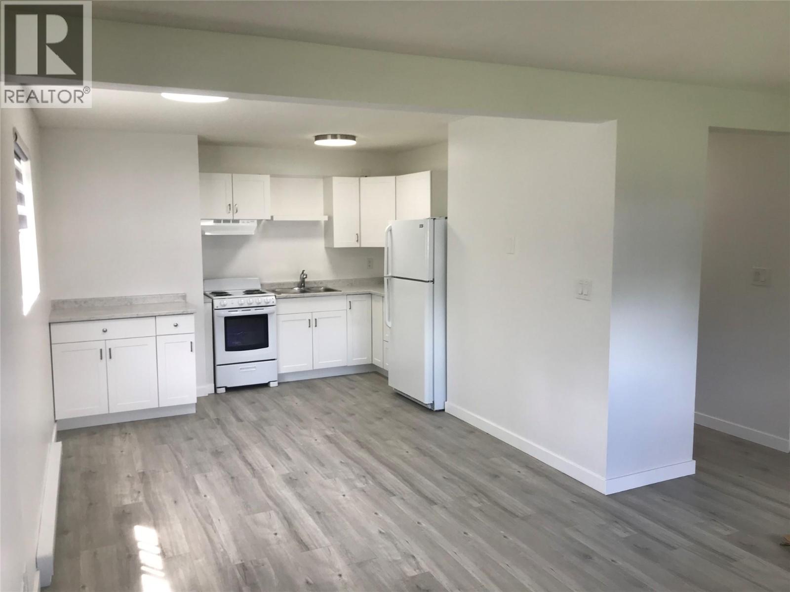 217 8th Street S, Cranbrook, British Columbia  V1C 1N9 - Photo 4 - 10389377
