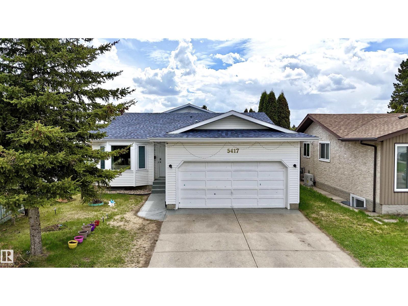 5417 14a Ave Nw, Edmonton, Alberta  T6L 3B6 - Photo 1 - E4490970