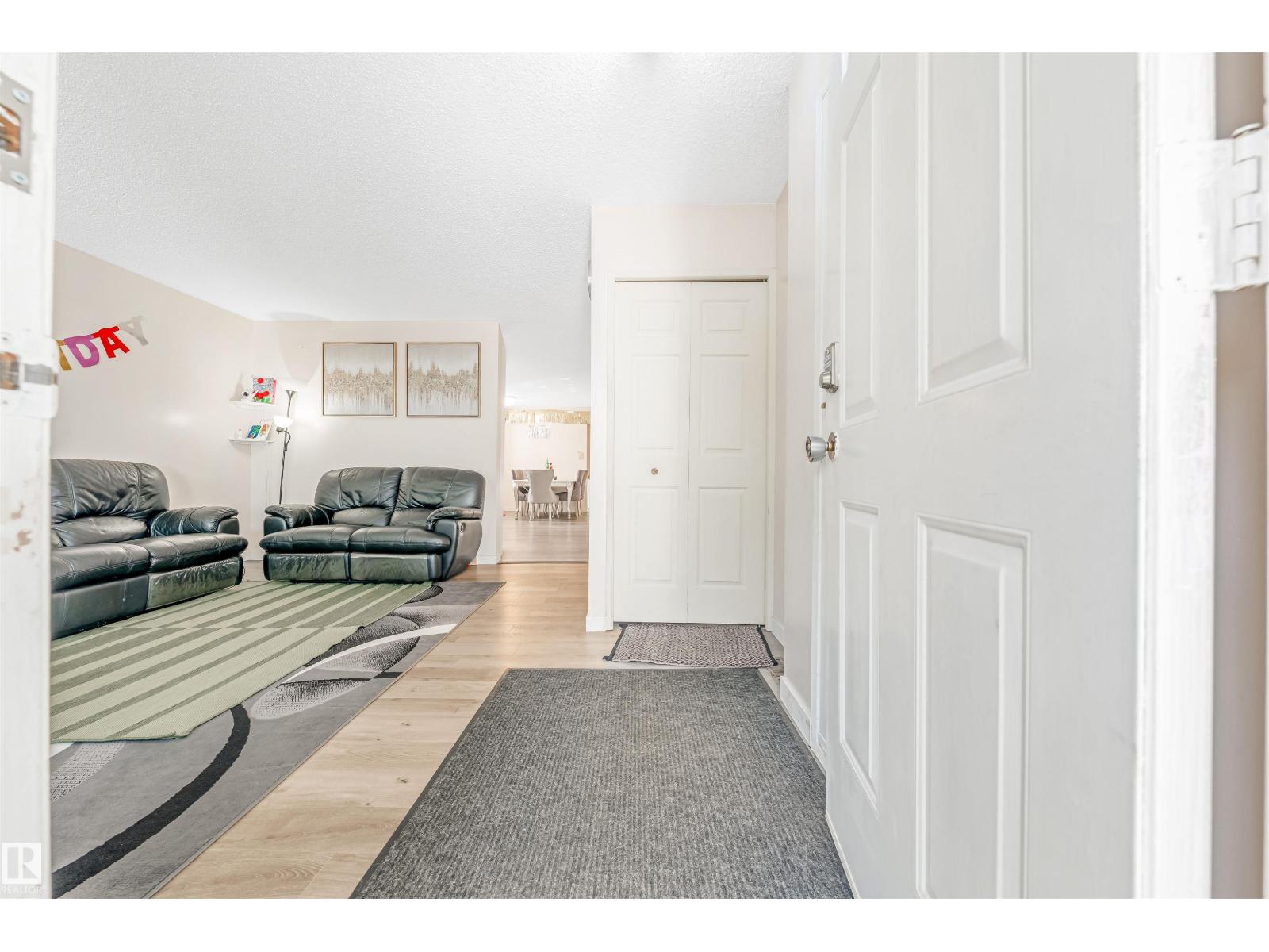 5417 14a Ave Nw, Edmonton, Alberta  T6L 3B6 - Photo 9 - E4490970