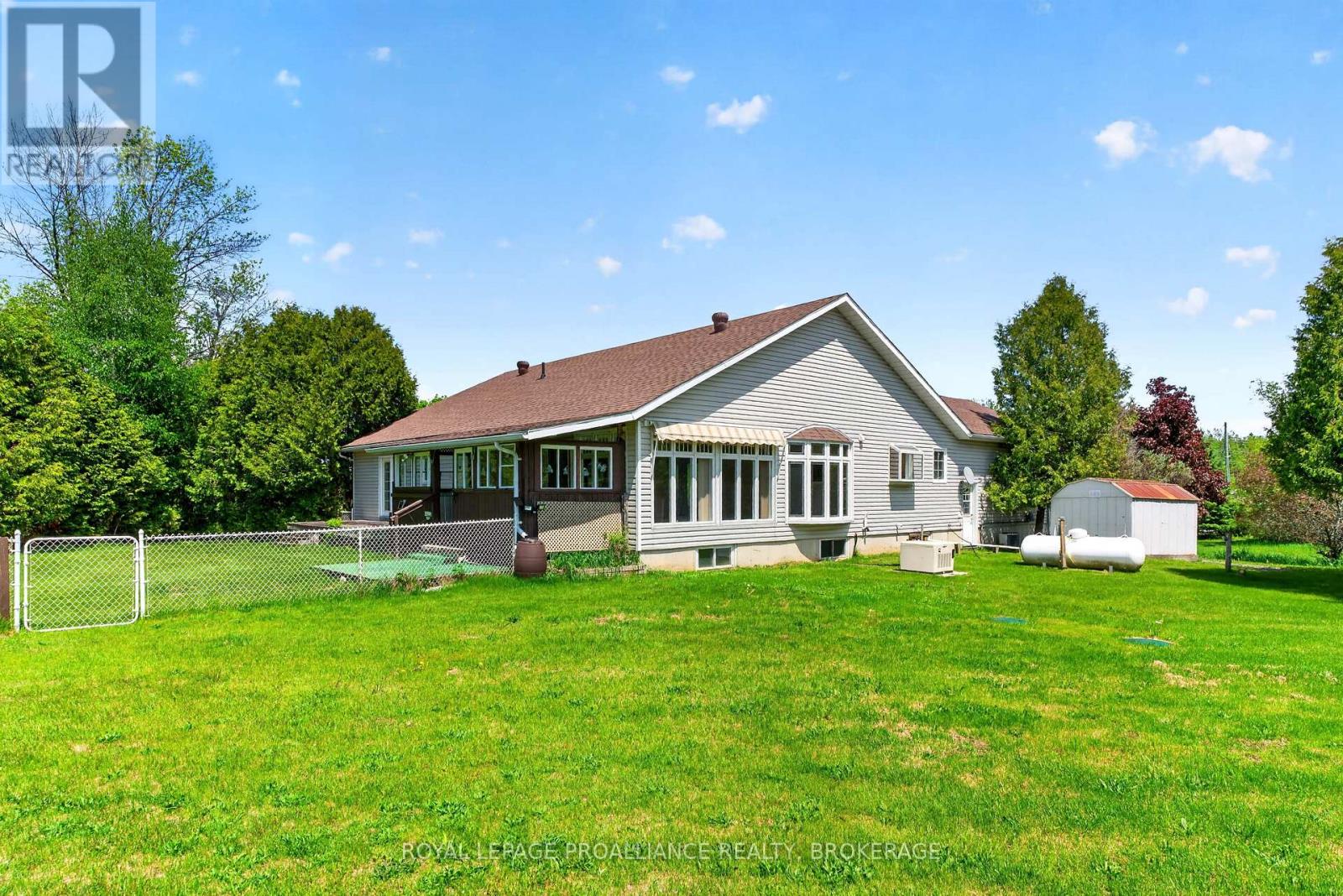 9727 Highway 42, Rideau Lakes, Ontario  K0G 1X0 - Photo 8 - X12751278