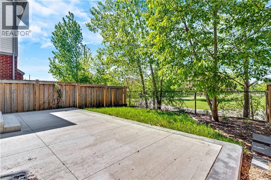 290 Apple Hill Crescent, Kitchener, Ontario  N2R 0E5 - Photo 3 - 40834994
