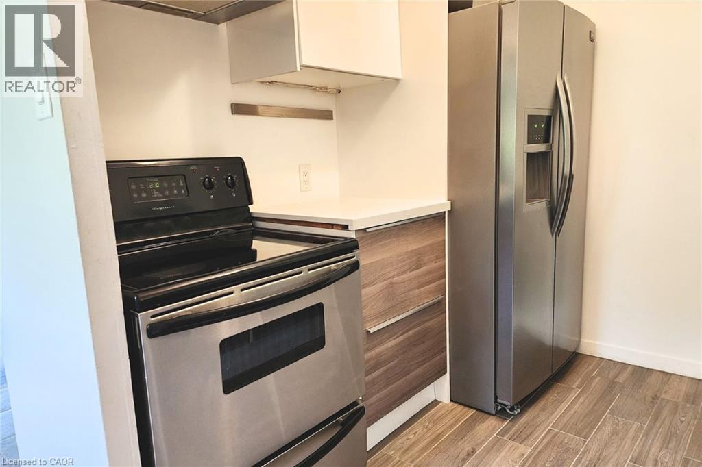 2052 Courtland Drive Unit# 403, Burlington, Ontario  L7R 1R8 - Photo 13 - 40831698