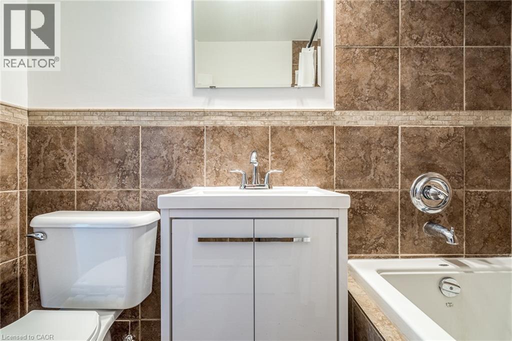 2052 Courtland Drive Unit# 403, Burlington, Ontario  L7R 1R8 - Photo 22 - 40831698
