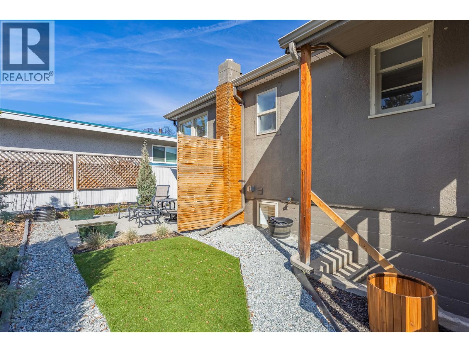 1347 Highland Drive S, Kelowna, British Columbia  V1Y 3V9 - Photo 36 - 10383532