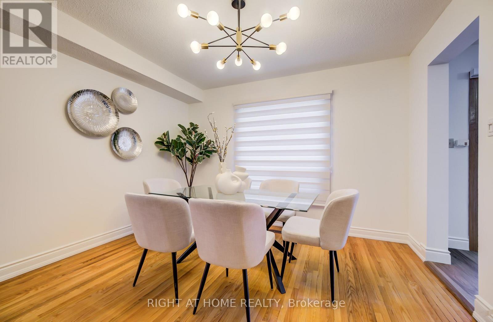51 Burnt Bark Drive, Toronto, Ontario  M1V 3J6 - Photo 11 - E13215898
