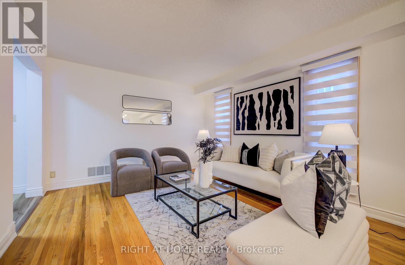 51 Burnt Bark Drive, Toronto, Ontario  M1V 3J6 - Photo 8 - E13215898