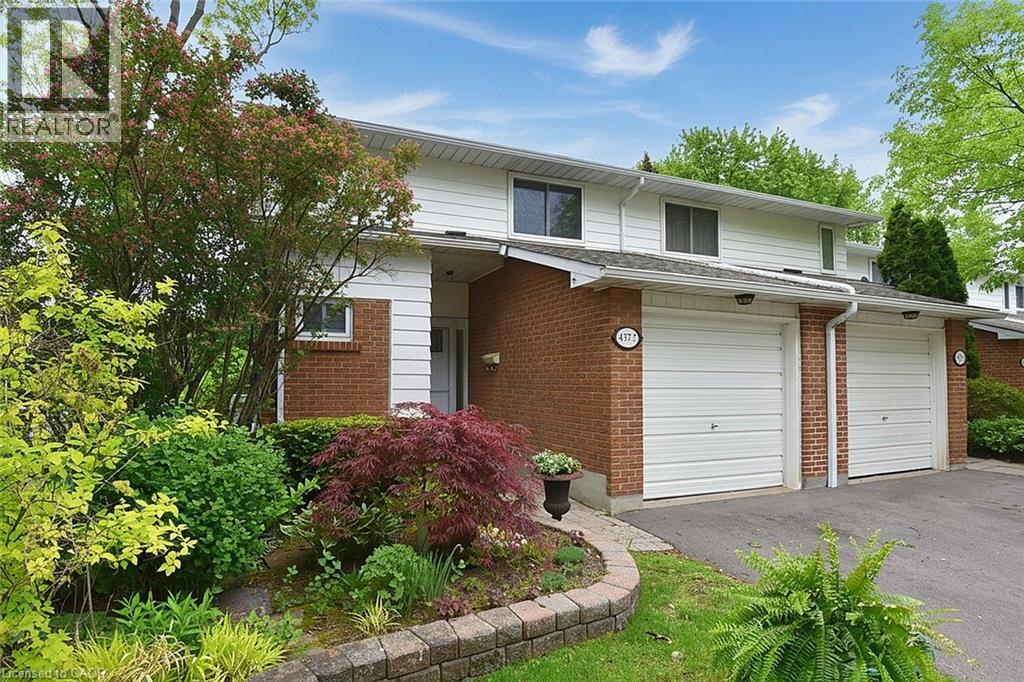 457 Woodview Road Unit# 7, Burlington, Ontario  L7N 2Z9 - Photo 2 - 40810460