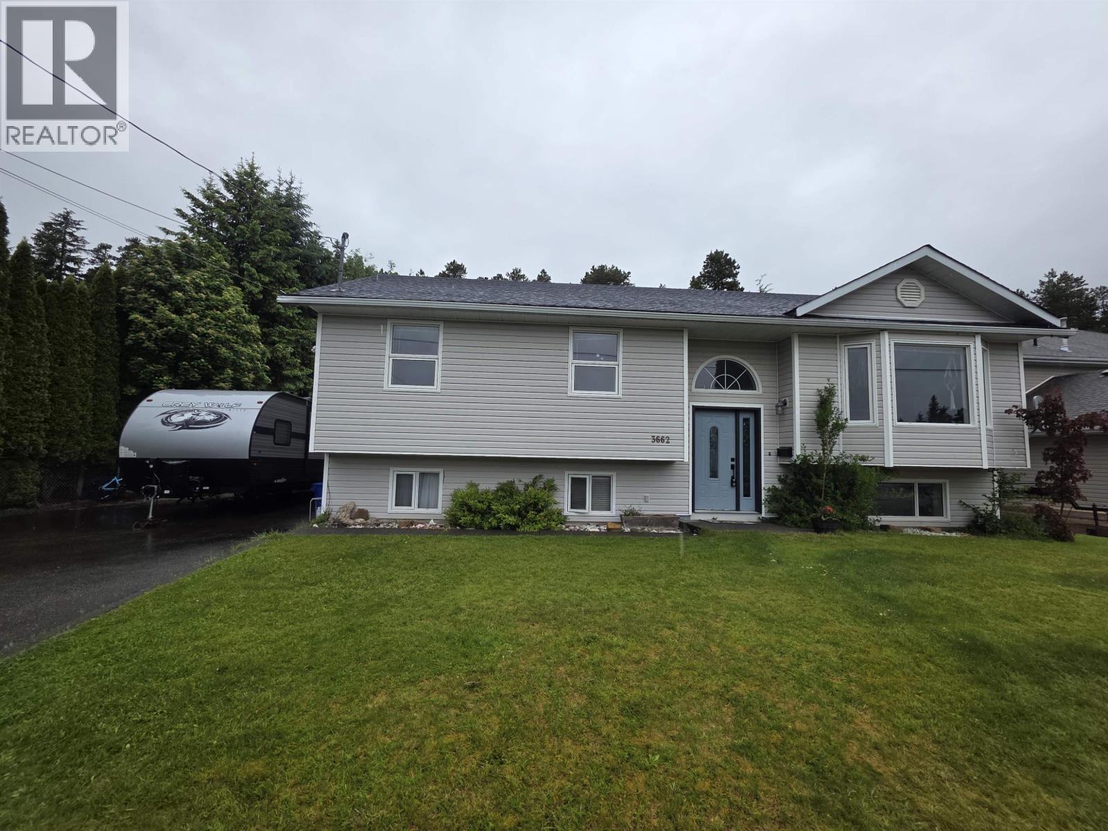 3662 Hawthorne Avenue, Terrace, British Columbia  V8G 5E2 - Photo 1 - R3129694