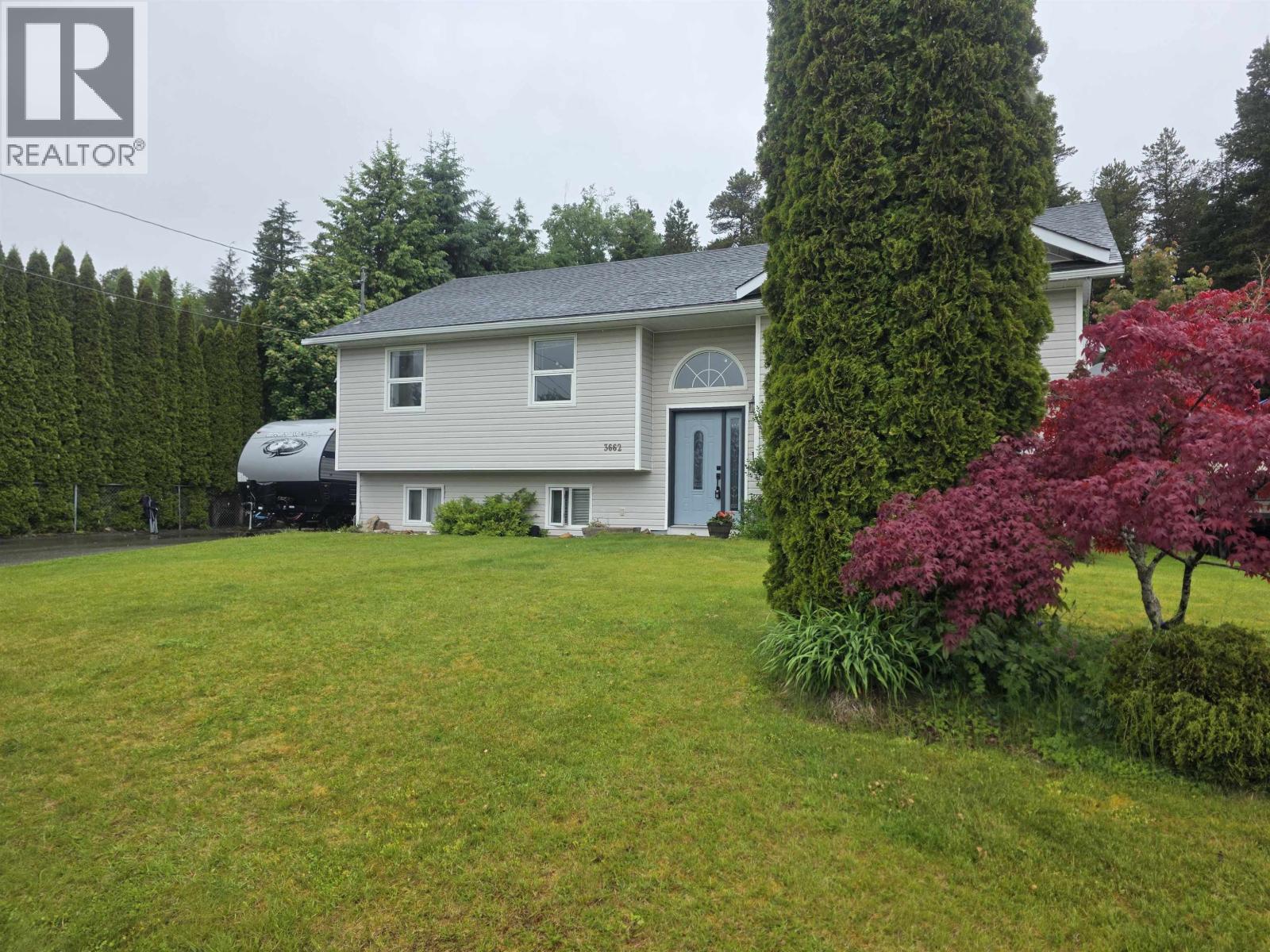 3662 Hawthorne Avenue, Terrace, British Columbia  V8G 5E2 - Photo 2 - R3129694