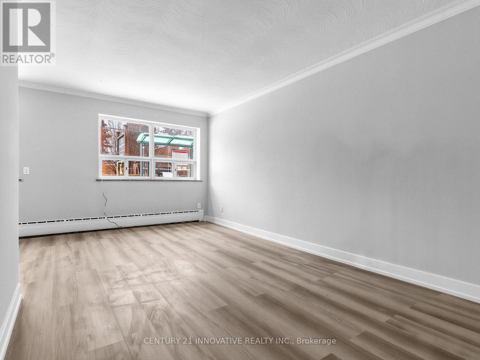 201 - 1243 Broadview Avenue, Toronto, Ontario  M4K 2T3 - Photo 2 - E13218542
