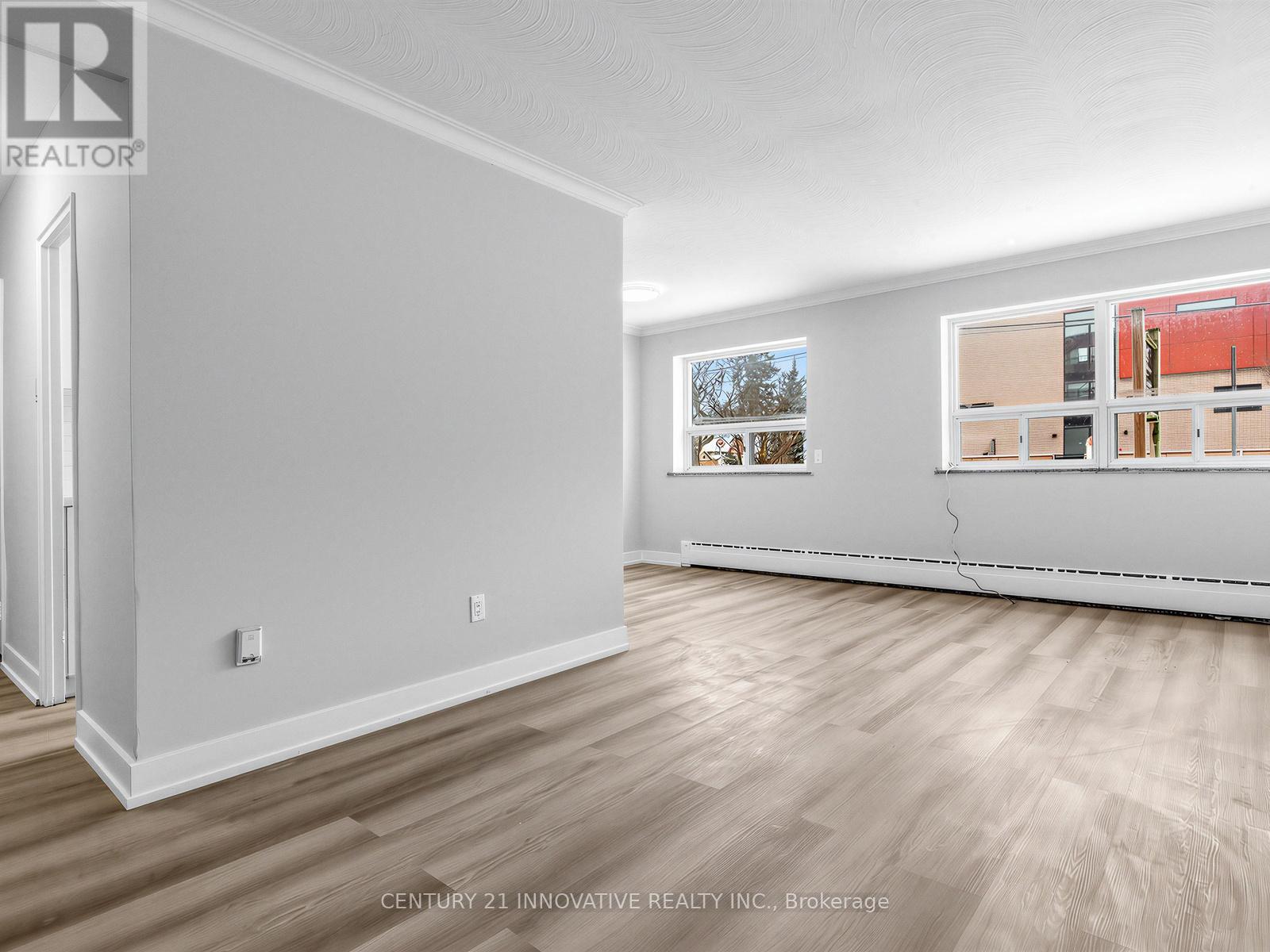 201 - 1243 Broadview Avenue, Toronto, Ontario  M4K 2T3 - Photo 4 - E13218542