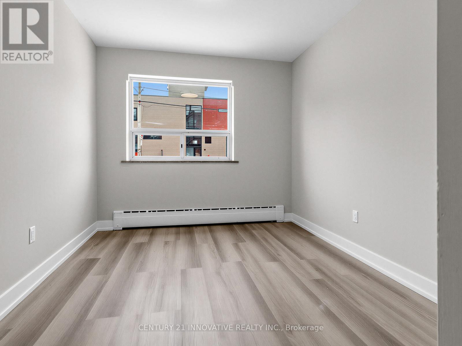 201 - 1243 Broadview Avenue, Toronto, Ontario  M4K 2T3 - Photo 6 - E13218542