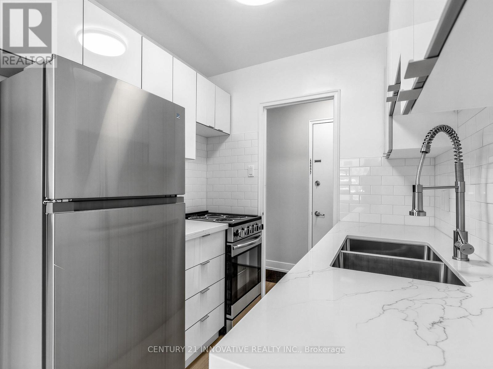 201 - 1243 Broadview Avenue, Toronto, Ontario  M4K 2T3 - Photo 8 - E13218542