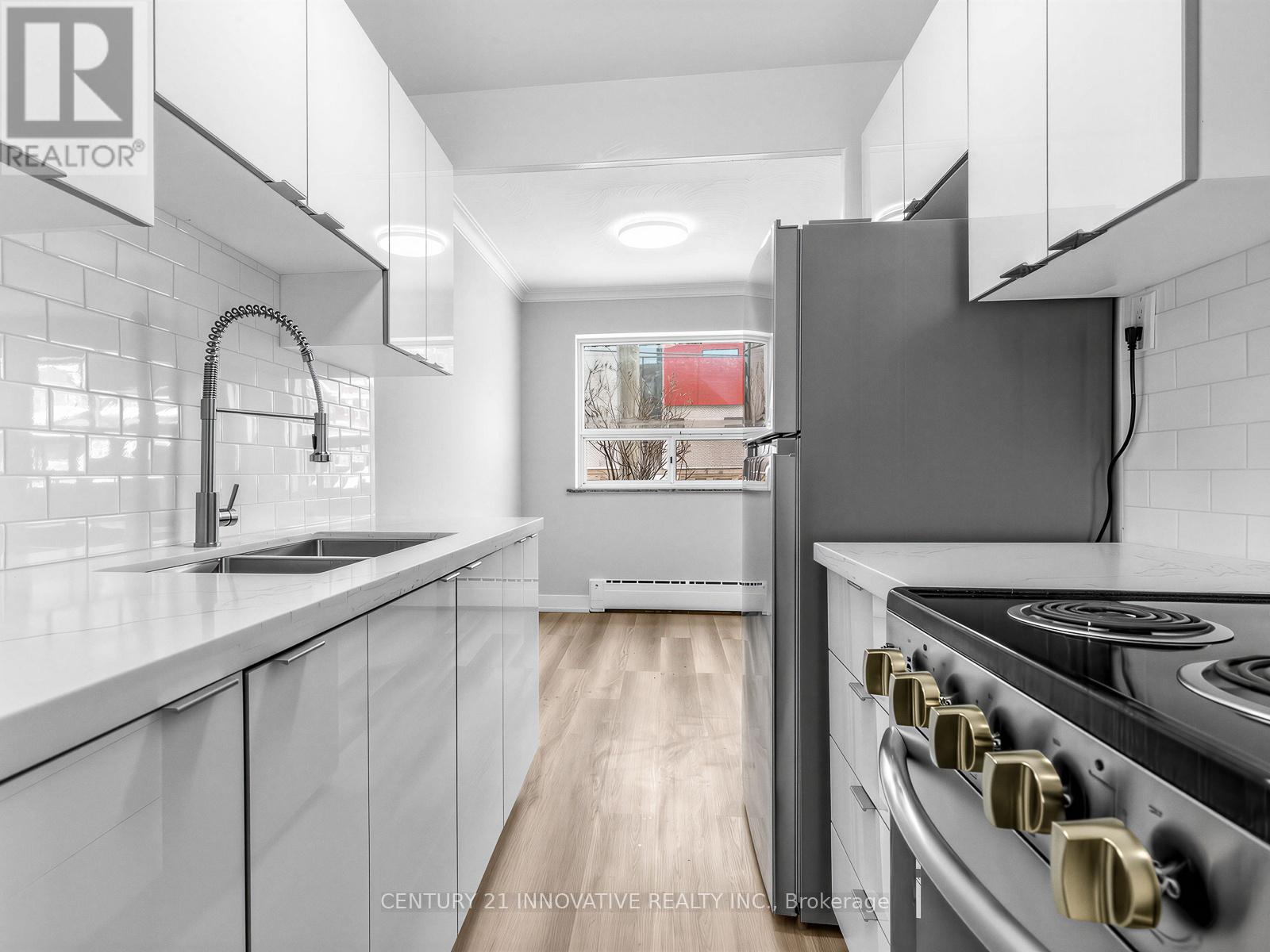 201 - 1243 Broadview Avenue, Toronto, Ontario  M4K 2T3 - Photo 9 - E13218542