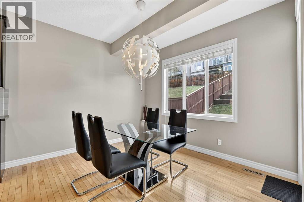 43 Heritage Hill, Cochrane, Alberta  T4C 0L4 - Photo 19 - A2306785