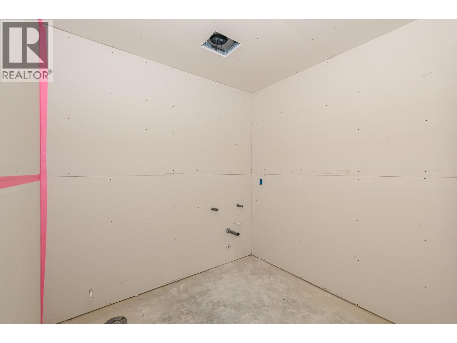 1002 Seed Frontage Road Unit# 10 Lot# Psl 10, Sicamous, British Columbia  V0E 2V4 - Photo 39 - 10373785