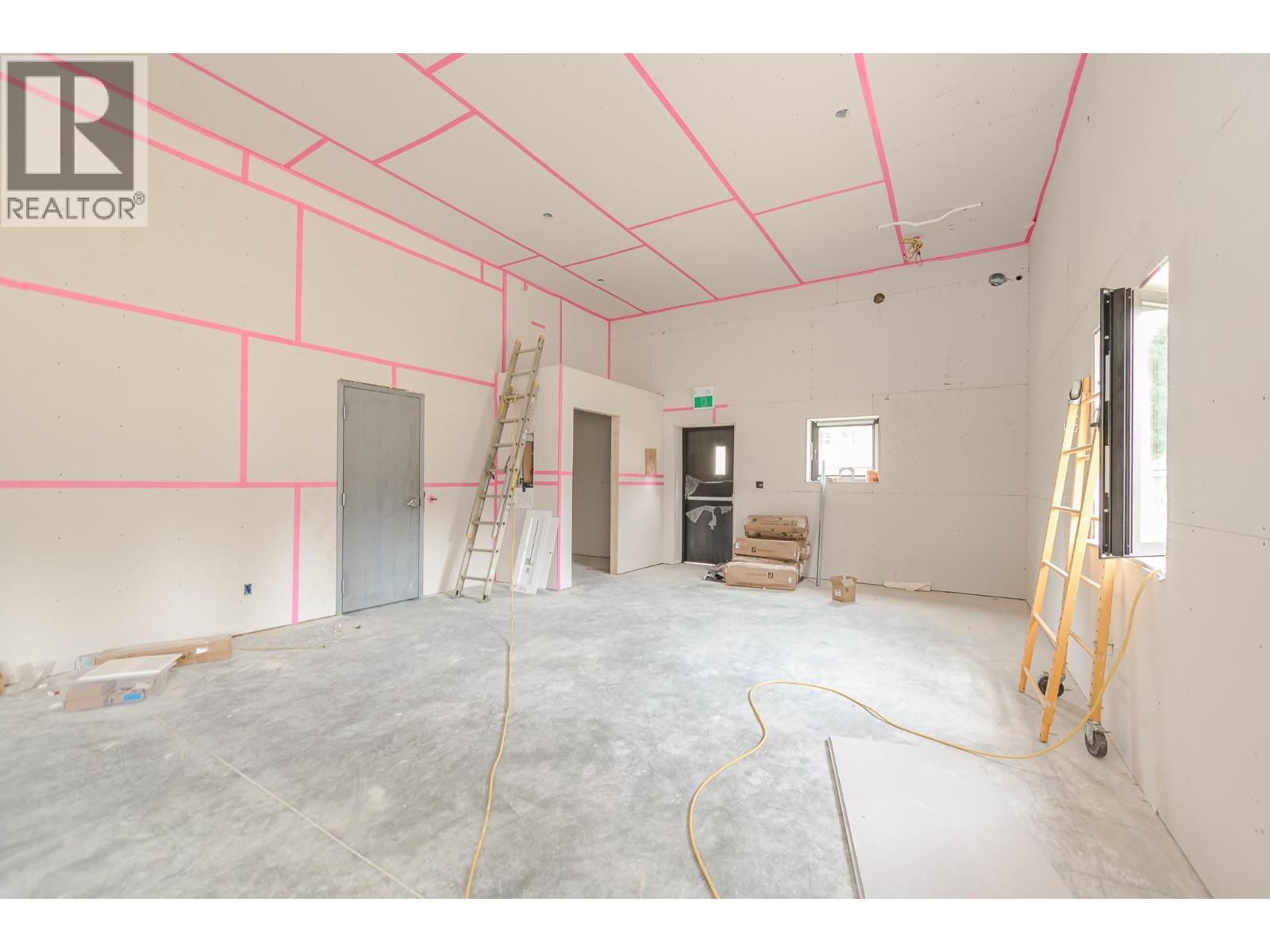 1002 Seed Frontage Road Unit# 10 Lot# Psl 10, Sicamous, British Columbia  V0E 2V4 - Photo 40 - 10373785