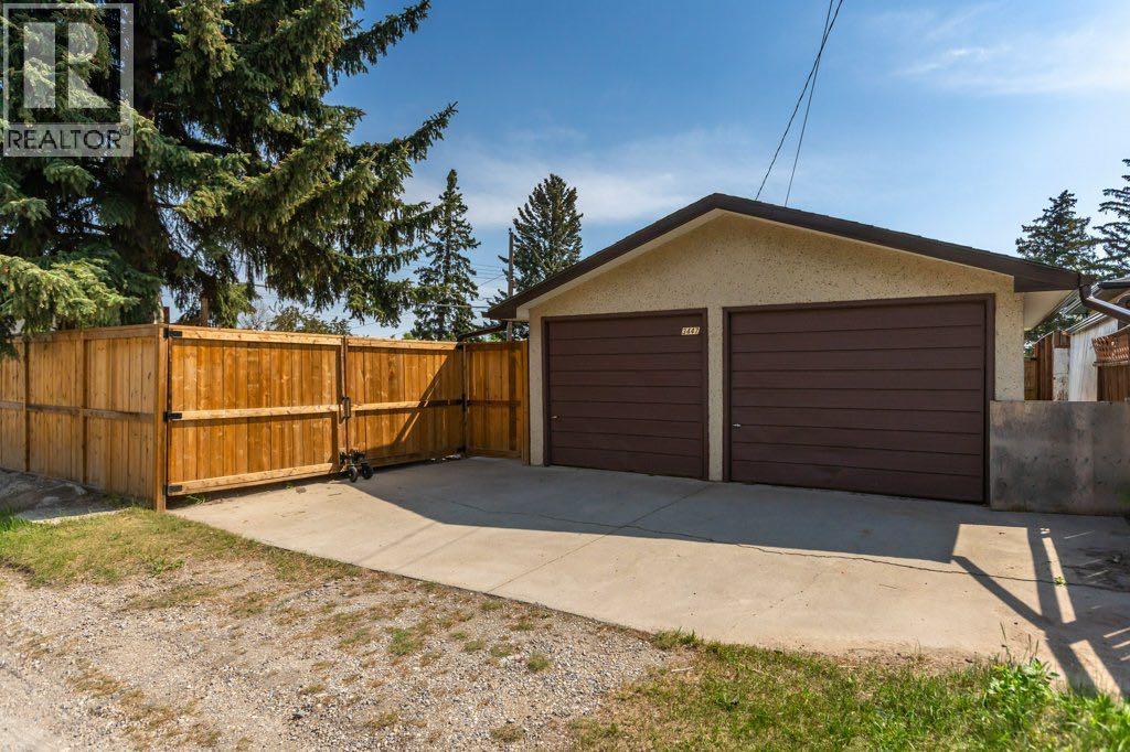 3447 Bonita Crescent Nw, Calgary, Alberta  T3B 1N8 - Photo 31 - A2310881