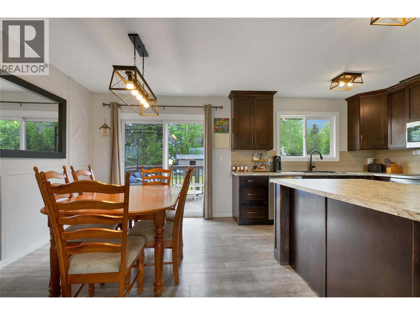 1214 Otter Lake Cross Road, Spallumcheen, British Columbia V4Y 0N8 - Photo 14 - 10389256