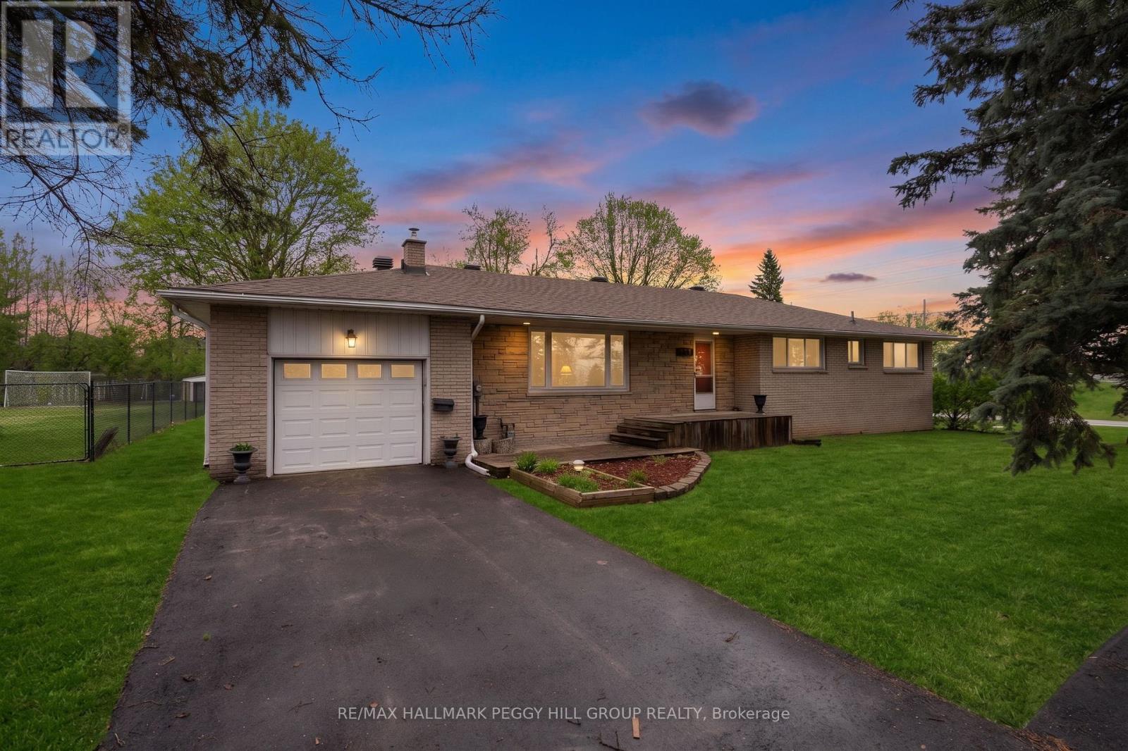 201 DODSON ROAD, Barrie, Ontario