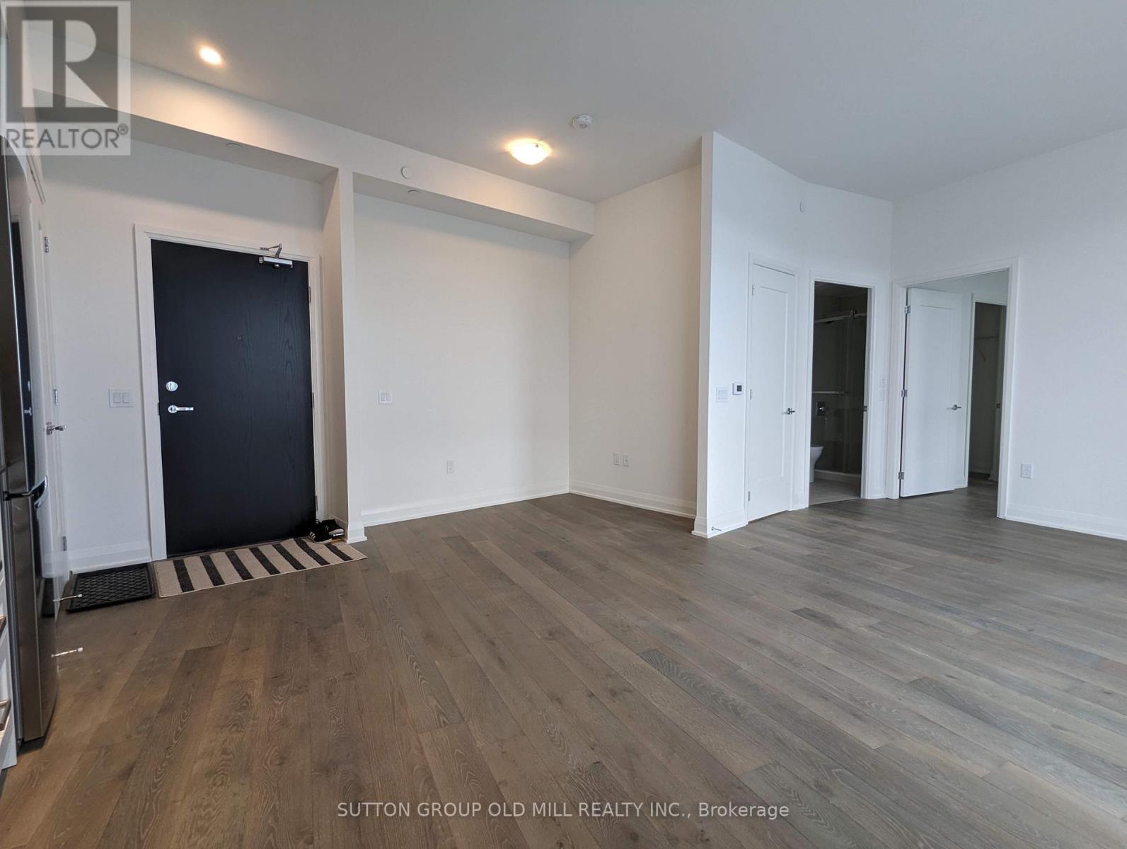 702 - 293 The Kingsway, Toronto, Ontario  M9A 0E8 - Photo 6 - W12993644