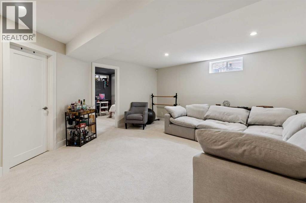 28 Calandar Road Nw, Calgary, Alberta  T2L 0P6 - Photo 33 - A2309372