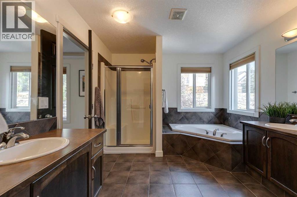 107 Aspen Stone Crescent Sw, Calgary, Alberta  T3H 5Y7 - Photo 33 - A2316045