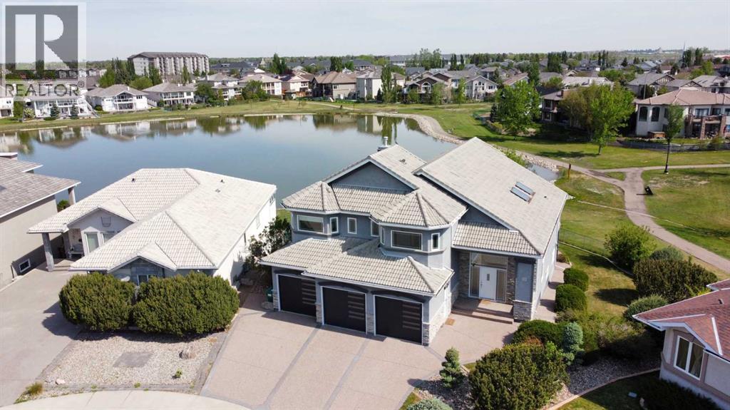 73 Fairmont Park Landing S, Lethbridge, Alberta  T1K 7L1 - Photo 1 - A2315327
