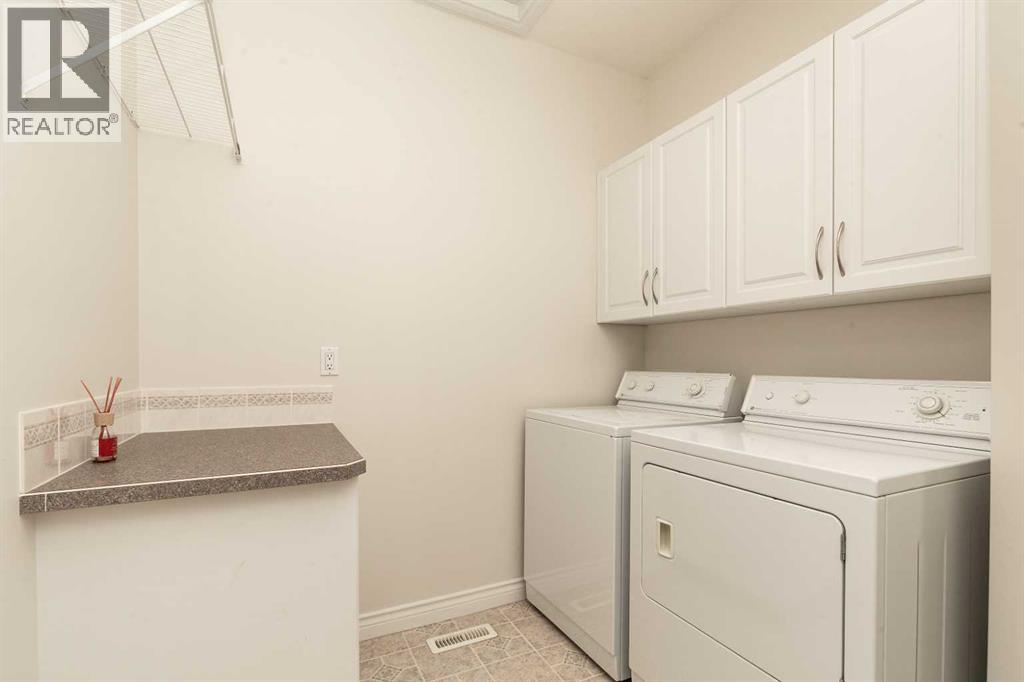 73 Fairmont Park Landing S, Lethbridge, Alberta  T1K 7L1 - Photo 21 - A2315327