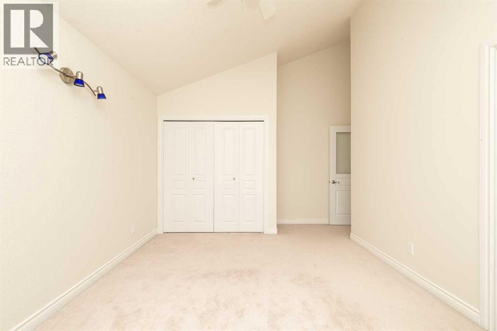 73 Fairmont Park Landing S, Lethbridge, Alberta  T1K 7L1 - Photo 28 - A2315327