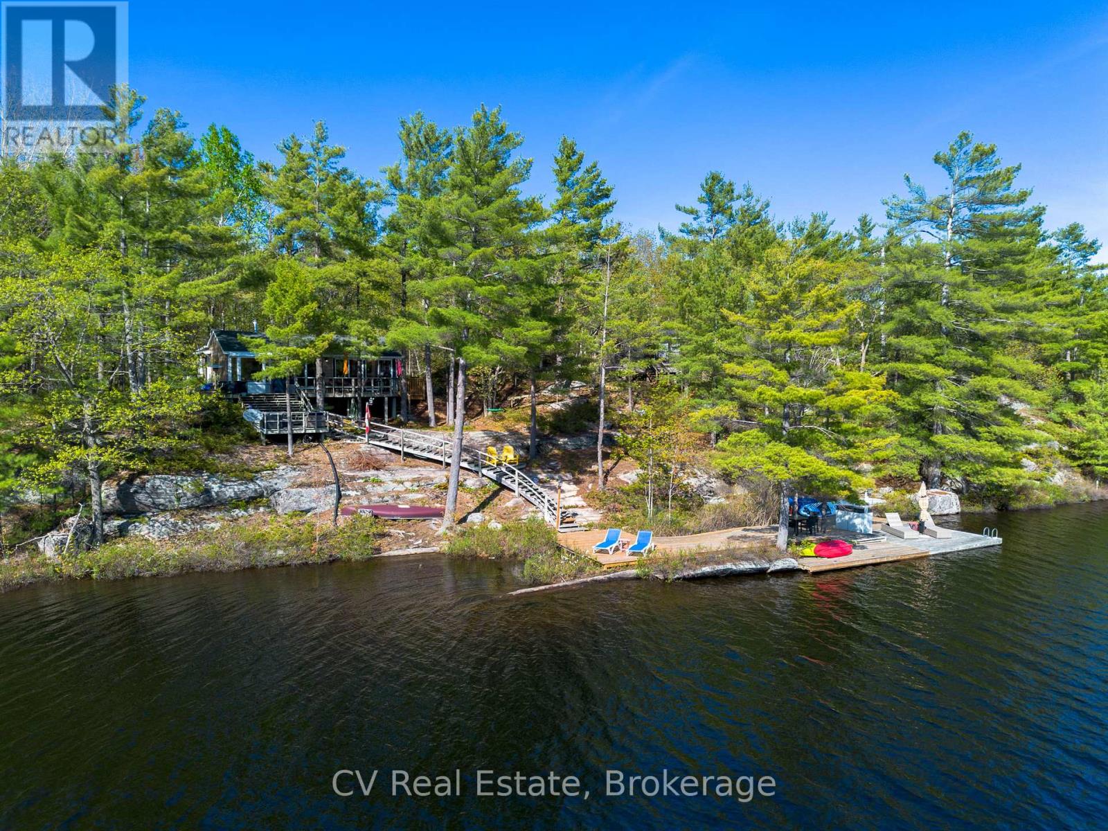 28 REDWING DRIVE, Gravenhurst, Ontario