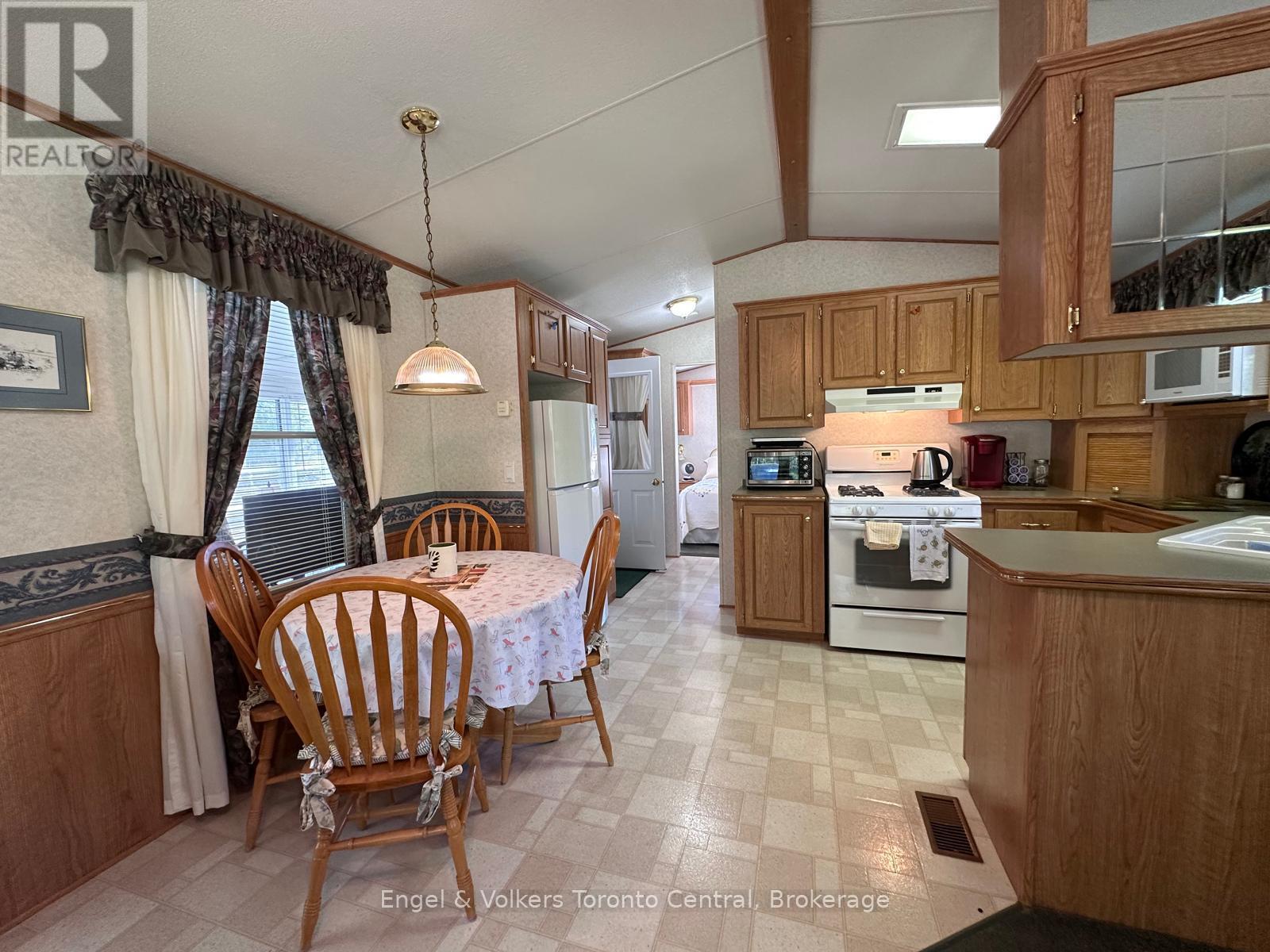 T93 - 7489 Sideroad 5 E, Wellington North, Ontario  N0G 2L0 - Photo 6 - X13218588