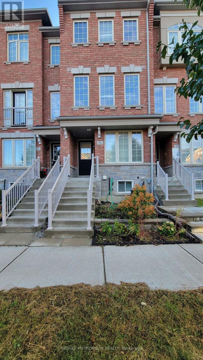 11 VALLIERE DRIVE, Markham, Ontario